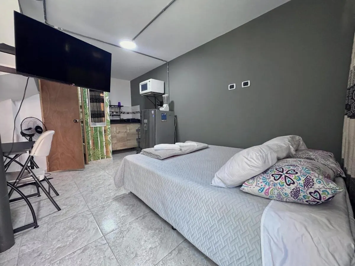 Estudio Comodo Y Central Belen Medellín